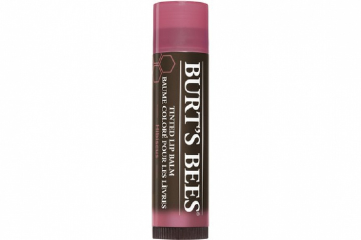 Burts Bees Tinted Lip Balm Red Dahlia i gruppen MUNVÅRD / Läppar hos Tandshopen.se ZupperWorld AB (771785)