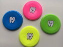 Mini frisbee olika färger med tandsymbol